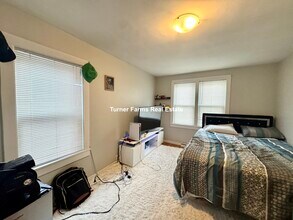 175 Rindge Ave, Unit 1R in Cambridge, MA - Building Photo - Building Photo
