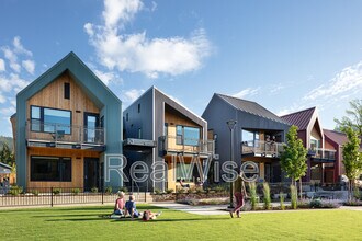 174 Garfield St in Ashland, OR - Building Photo - Building Photo