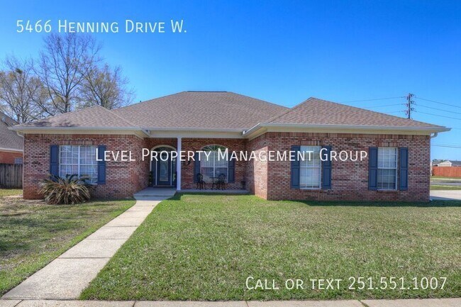 5466 Henning Dr W in Mobile, AL - Building Photo - Building Photo