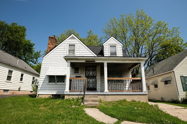property at 331 Sandhurst Dr