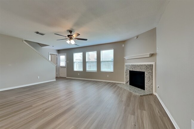 16805 Northern Flicker Trail in Conroe, TX - Building Photo - Building Photo
