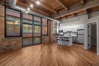 215 N Aberdeen St, Unit #503B in Chicago, IL - Building Photo - Building Photo