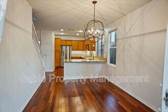 20420 Victory Ct in Santa Clarita, CA - Building Photo - Building Photo