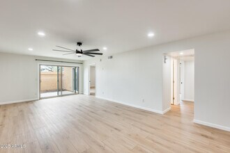 1429 N Dorsey Ln in Tempe, AZ - Building Photo - Building Photo