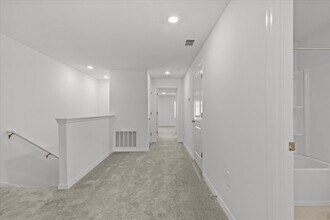 2642 Sunray Venus Wy in Ruskin, FL - Building Photo - Building Photo