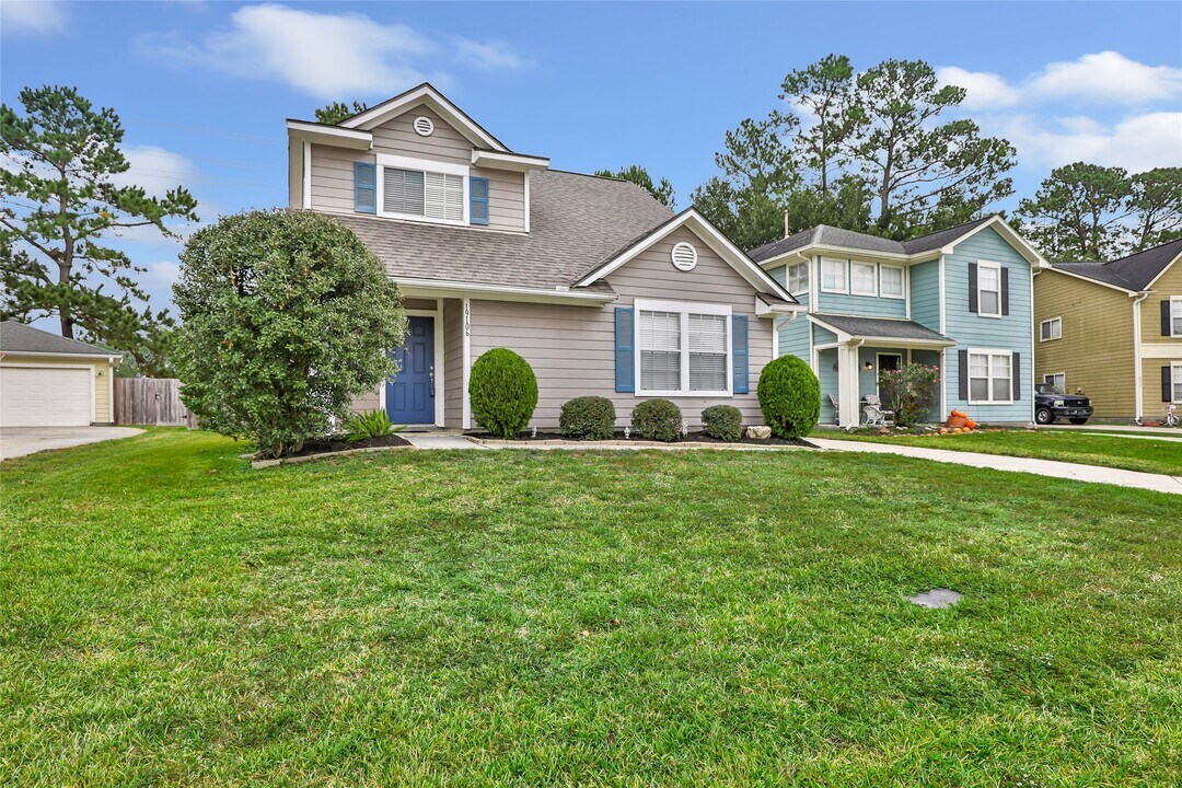 19106 Spruce Bough Ln in Humble, TX - Building Photo