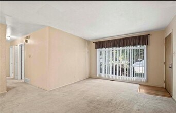 2111 W 80th Ave in Denver, CO - Building Photo - Building Photo