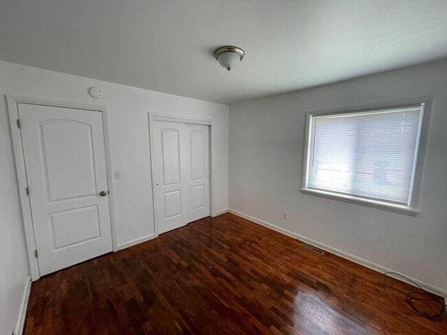 property at 3608 Highland Dr