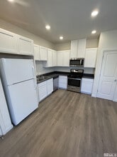 8839 Wolf Moon Dr in Reno, NV - Building Photo - Building Photo