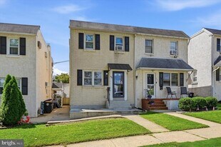 407 E 12th Ave in Conshohocken, PA - Building Photo
