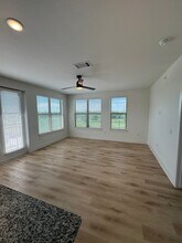 2343 Portman Ave, Unit 4107 in Fort Worth, TX - Foto de edificio - Building Photo