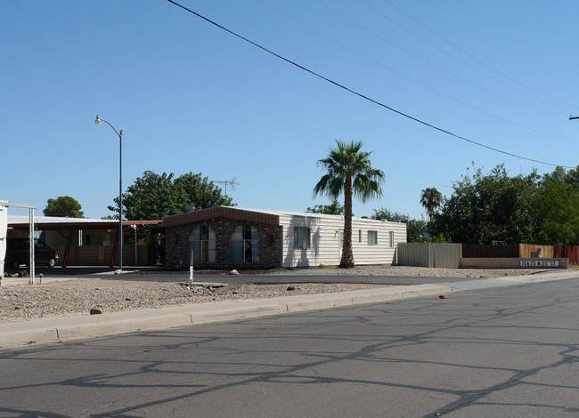 15625 N 25th Pl in Phoenix, AZ - Building Photo - Building Photo