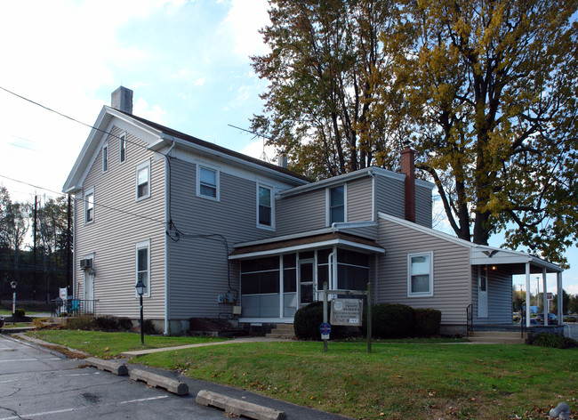 1895 E Lincoln Hwy in Coatesville, PA - Building Photo - Building Photo