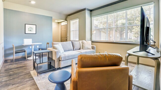 2109 Sawdust Rd-Unit -22106.685034 in The Woodlands, TX - Building Photo - Building Photo