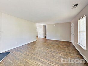 1305 Peach Park Ln in Charlotte, NC - Building Photo - Building Photo