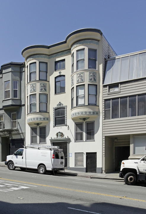 714-720 Bay St in San Francisco, CA - Building Photo