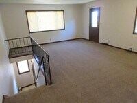 1630 Lloyd Ln photo'