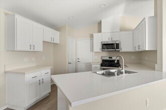 SINGLE STORY HOMES INSIDE GATED COMMUNITY in San Jacinto, CA - Building Photo - Building Photo