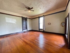 231 E Harrison St in Republic, MO - Building Photo - Building Photo