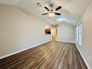 8507 Apple Carrie Cove in Austin, TX - Foto de edificio - Building Photo