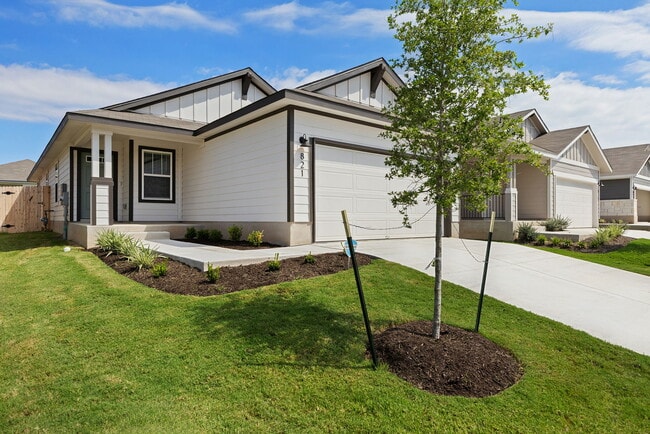 821 Sun Grove Trl in Andice, TX - Foto de edificio - Building Photo