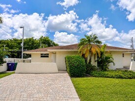 5780 SW 61st St in Miami, FL - Building Photo
