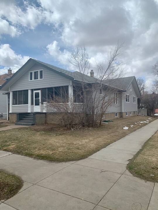 1833 11th Ave in Greeley, CO - Building Photo