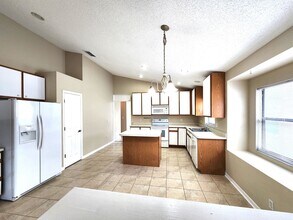 14116 Yellow Wood Cir in Orlando, FL - Building Photo - Building Photo