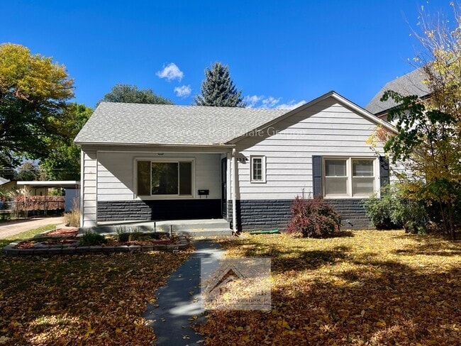 property at 2334 N El Paso St