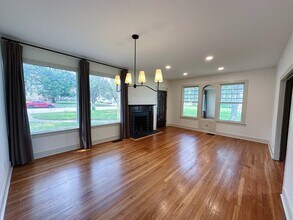 2726 Sanger Ave in Waco, TX - Building Photo - Building Photo