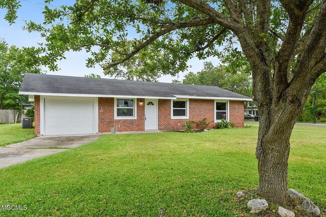 110 Cathy Dr