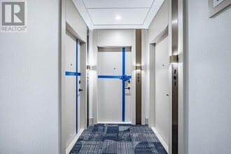 3006-3006 William Cutmore Blvd in Oakville, ON - Building Photo - Building Photo