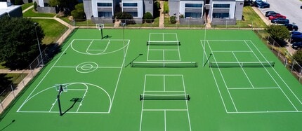 Tower Park Apartments in College Station, TX - Foto de edificio - Building Photo