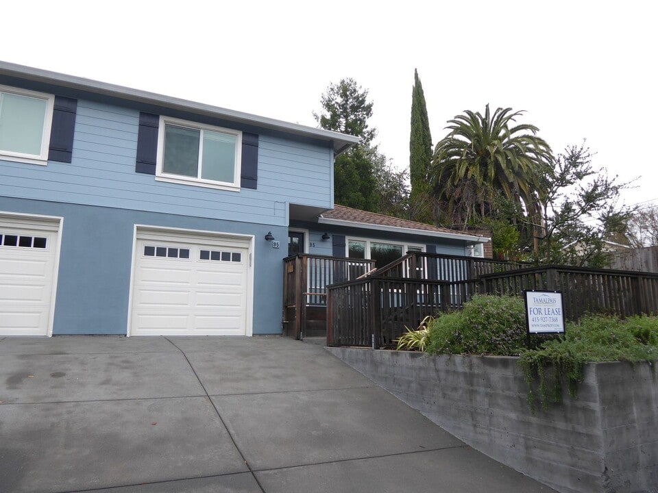 91-95 W Crescent Dr in San Rafael, CA - Building Photo