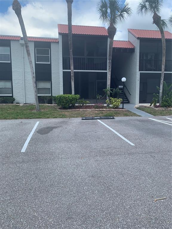 property at 3223 S Beneva Rd