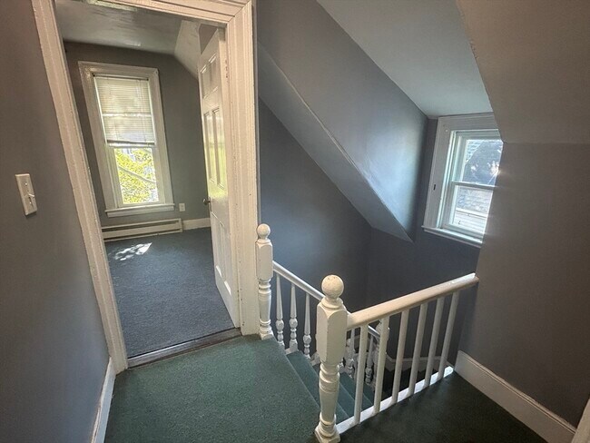 18 Harrison St, Unit #2