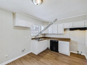 6921 Knollwood Rd in Little Rock, AR - Building Photo - Building Photo