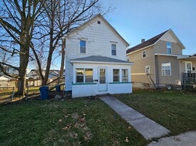 217 W Lawrence St in Mishawaka, IN - Building Photo