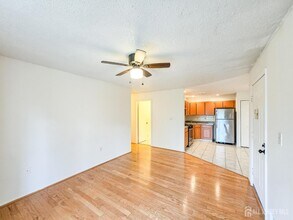 15 Fisher Dr in Franklin Township, NJ - Building Photo - Building Photo