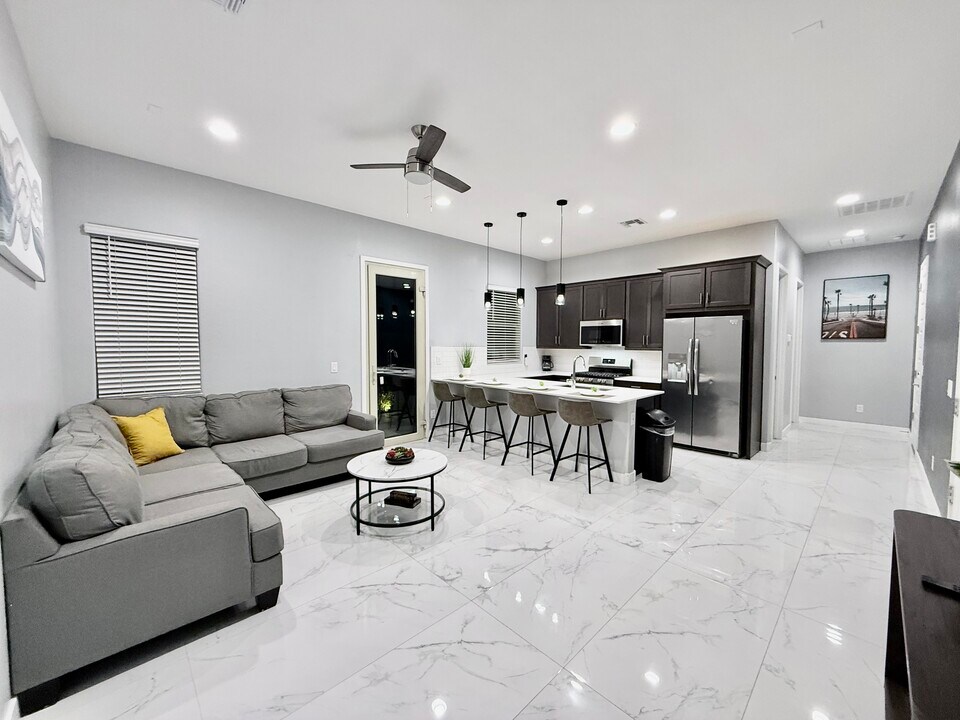 4013 W Buist Ave in Laveen, AZ - Foto de edificio