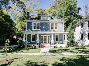 926 W Trinity Ave in Durham, NC - Building Photo - Building Photo