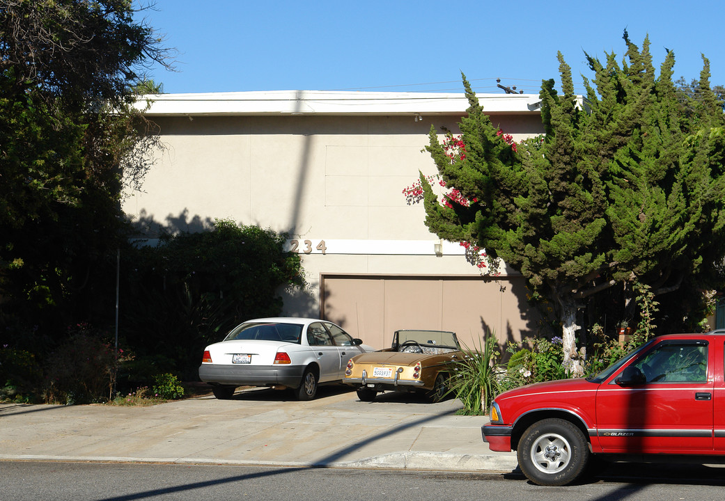 Al Rie Apartments in Oxnard, CA - Foto de edificio