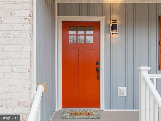 property at 613 5th St