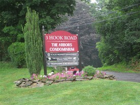 3 Hook Rd in Poughkeepsie, NY - Building Photo