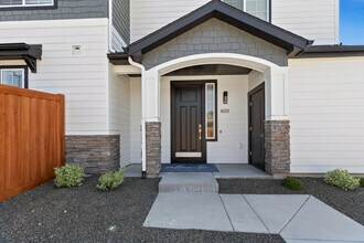 11024 W Lavonne Ln in Boise, ID - Building Photo - Building Photo