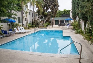 968 Larrabee St, Unit 216 in West Hollywood, CA - Building Photo - Building Photo