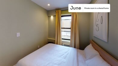 20 Avenue A in New York, NY - Building Photo - Building Photo