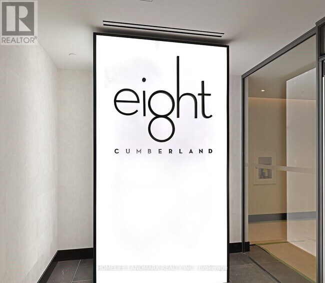 8 Cumberland St in Toronto, ON - Building Photo - Building Photo