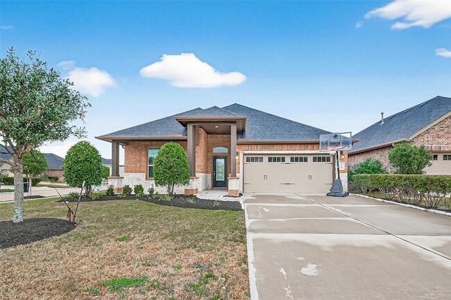 property at 219 Verde Lake Way