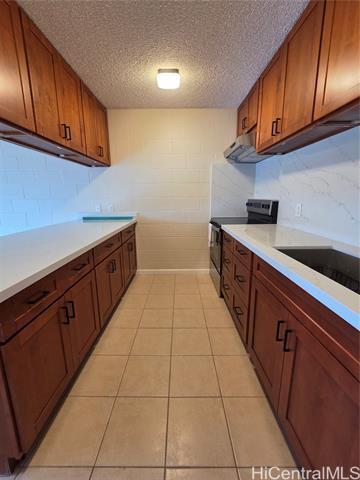 1687 Pensacola St in Honolulu, HI - Building Photo - Building Photo